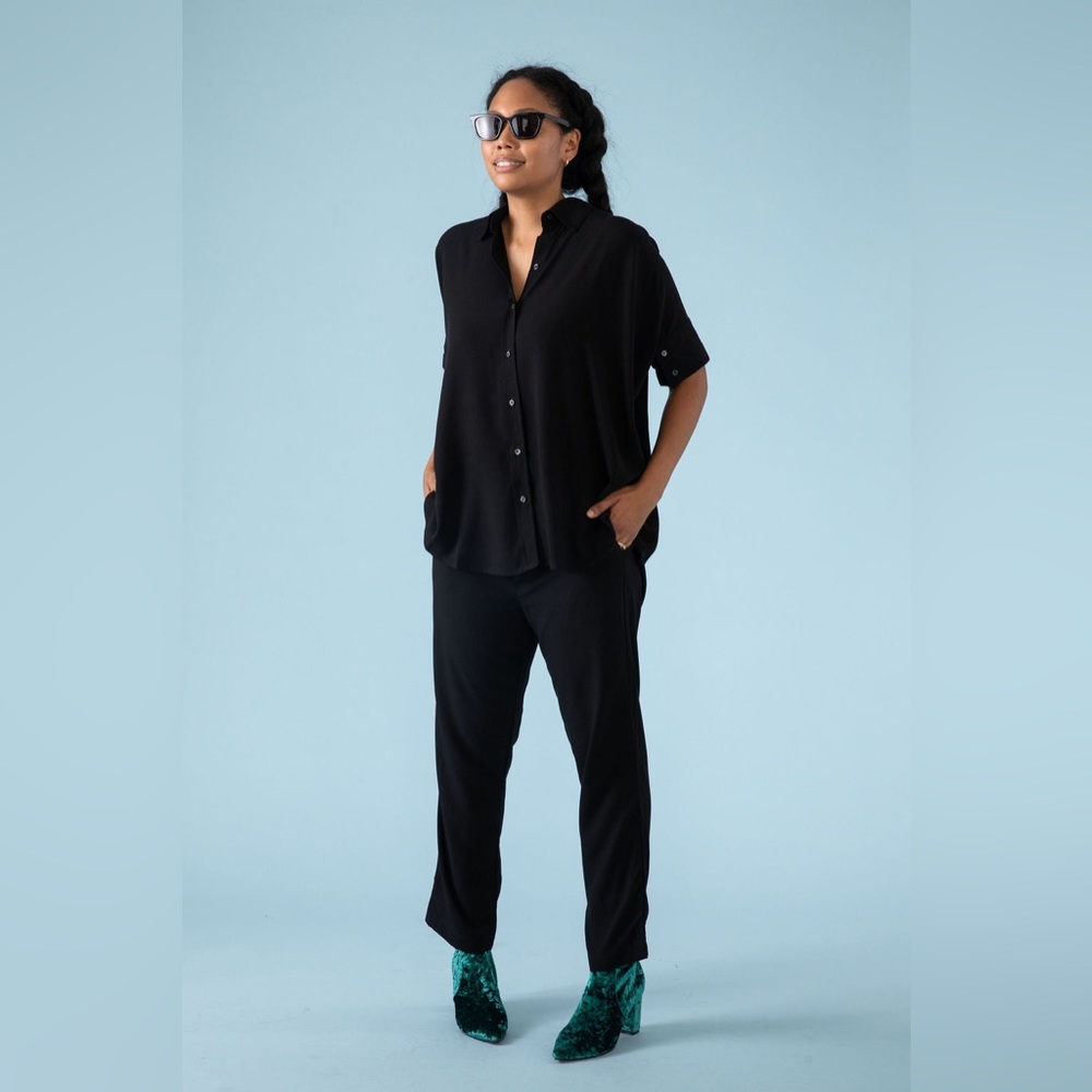 Sonnet James BNWT Playsuit Black Pants Short Sleeve Large